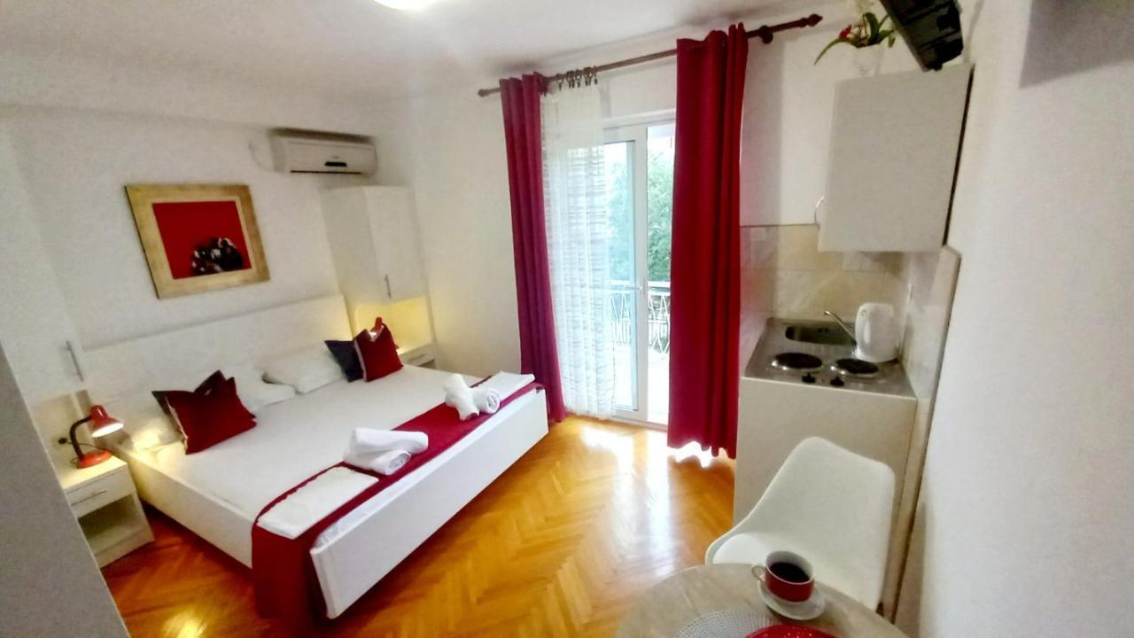 מאקרסקה Apartments Miranda Sea & Nature מראה חיצוני תמונה